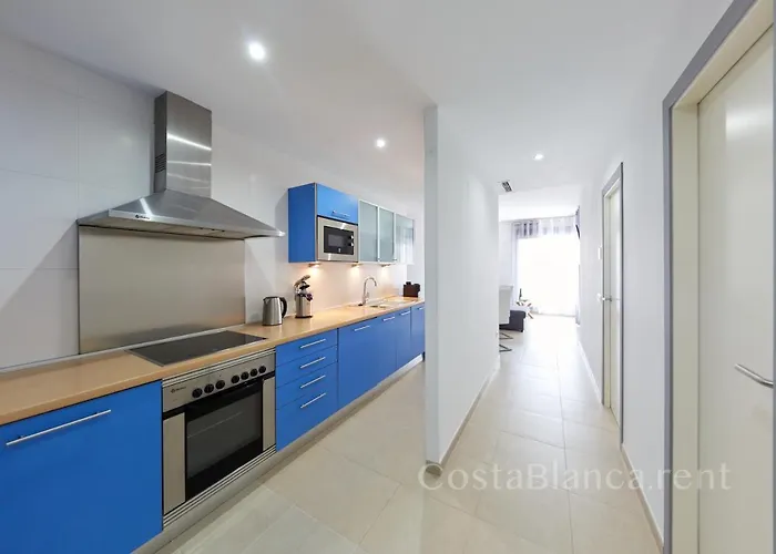 Luxury, Newly Renovated 1-bedroom By The