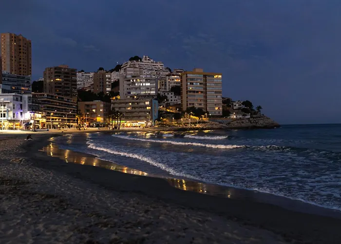 Luxury, Newly Renovated 1-bedroom By The * Benidorm